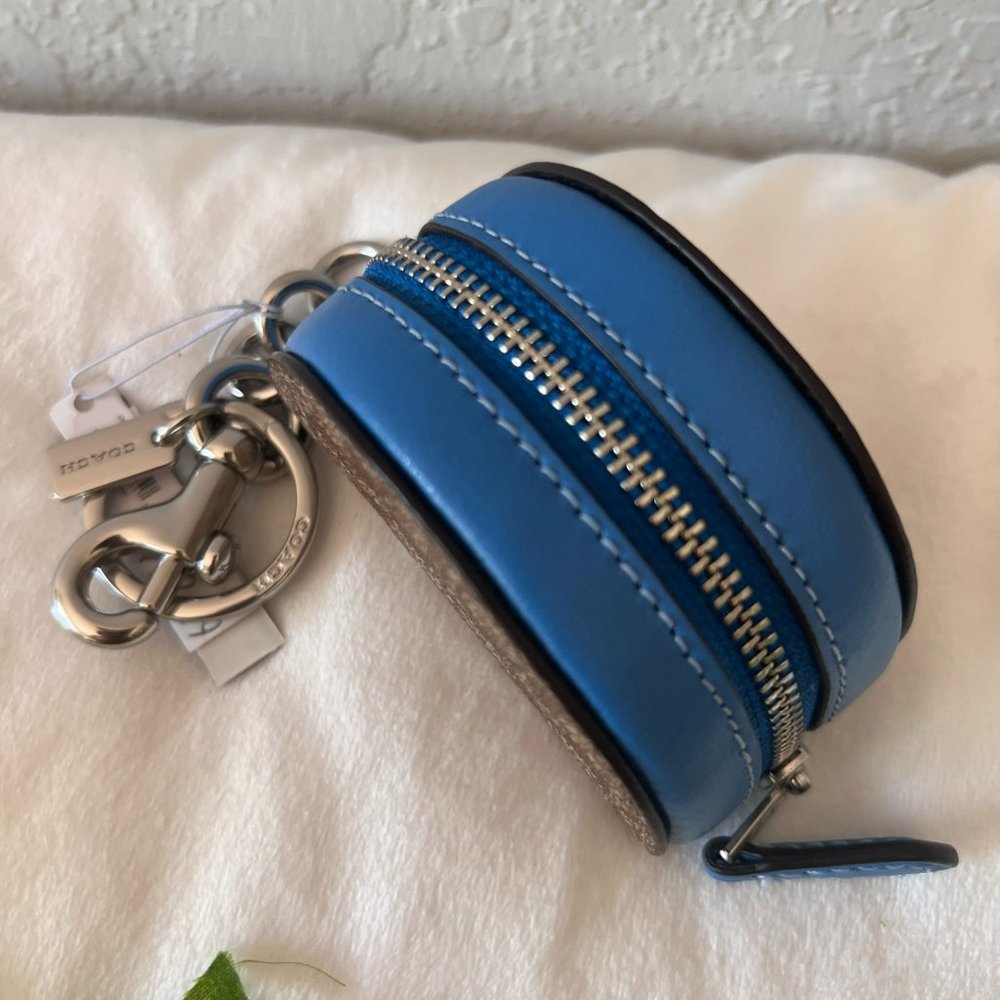 COACH Mini Half Moon Bag Charm In Signature Canvas ck151 - Picture 7 of 7